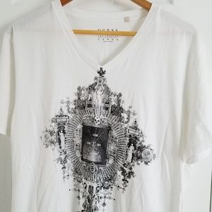 Guess tshirt